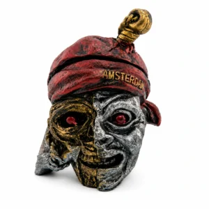 Gothic-Amsterdam-Skull-Asbak-–-Rode-Muts-Schedel-Asbak.webp Gothic Amsterdam Skull Asbak – Rode Muts Schedel Asbak